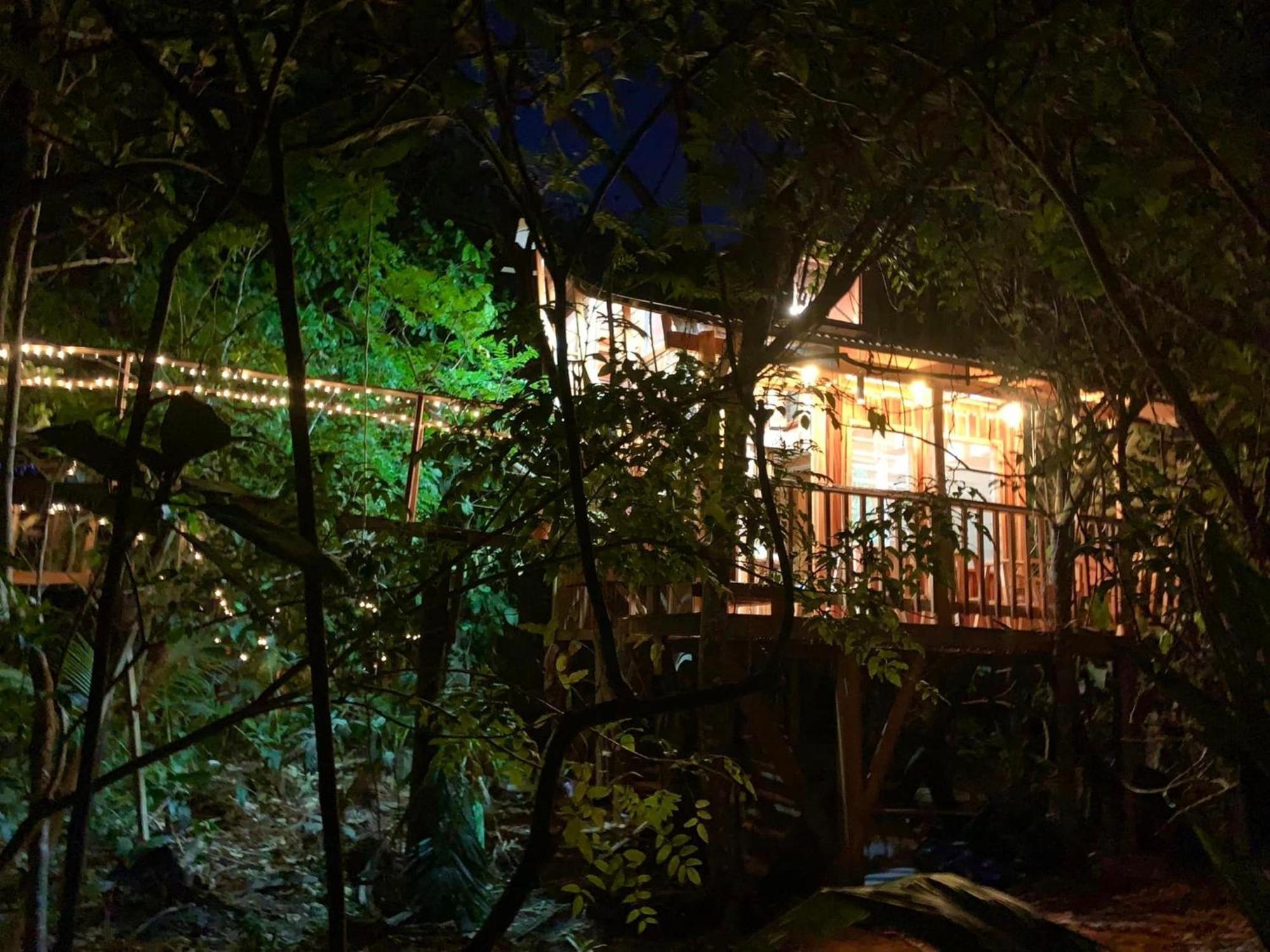 Tukulolo Treehouses Makaunga Екстериор снимка