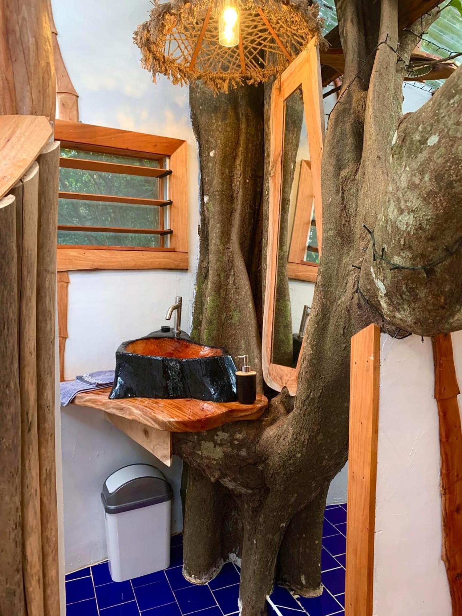 Tukulolo Treehouses Makaunga Екстериор снимка