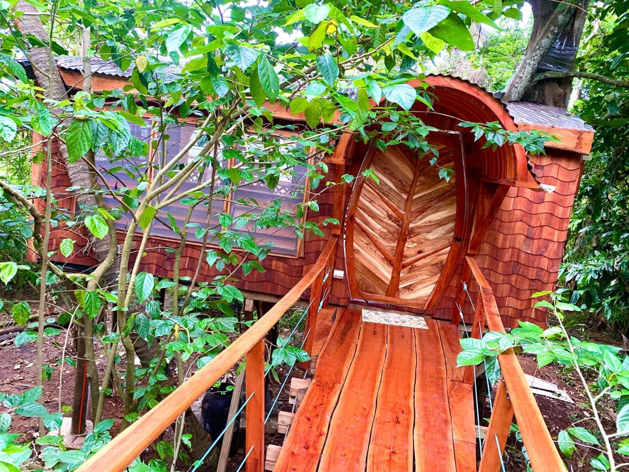 Tukulolo Treehouses Makaunga Екстериор снимка